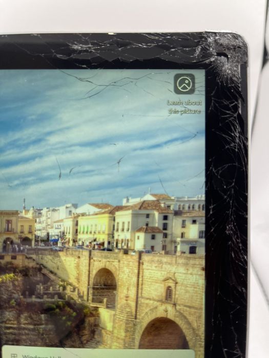 Планшет Microsoft Surface Pro 13