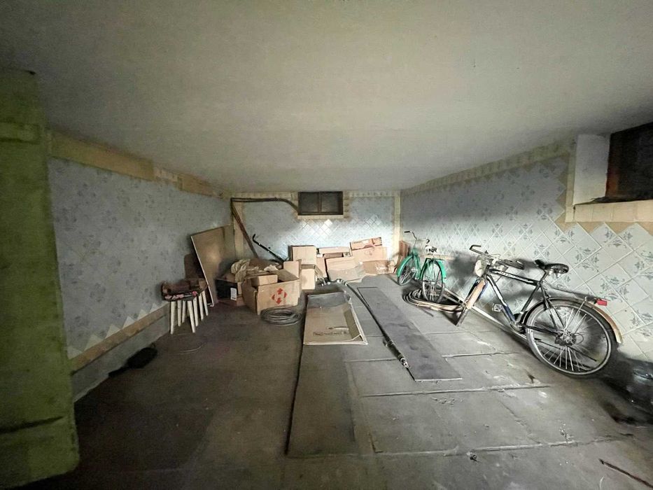 Продам (можна сертифікат) капітальний будинок з банею на березі р.Псел