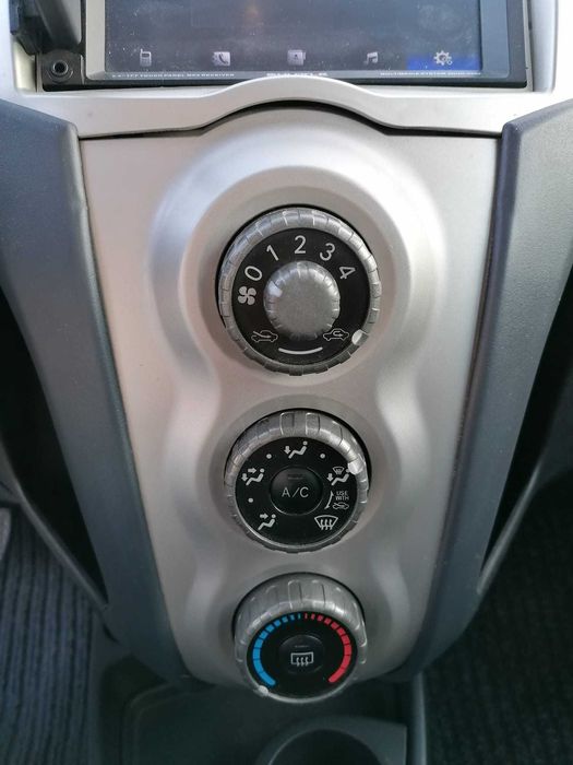 Toyota Yaris 1,0 Vvt-i