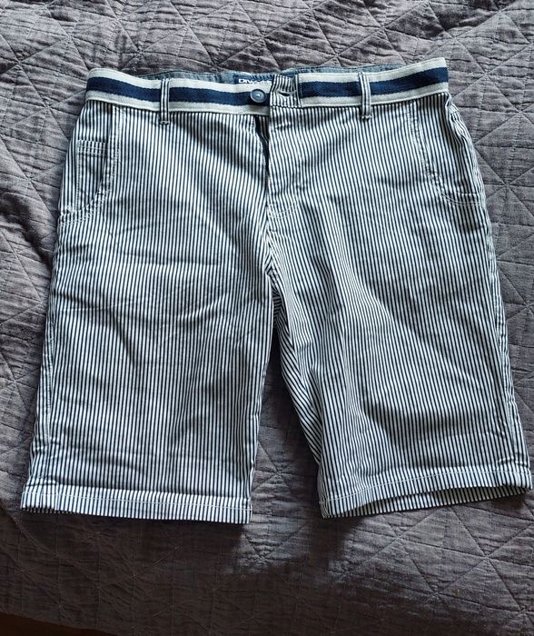 Spodnie spodenki krótkie Diverse BERBET VII - Szorty rozm. 32 Nowe