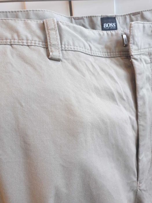 Spodnie khaki chino chinosy Boss L męskie