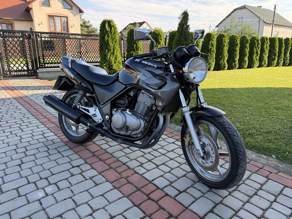 Honda CB500 у відмінному технічному та візуальному стані