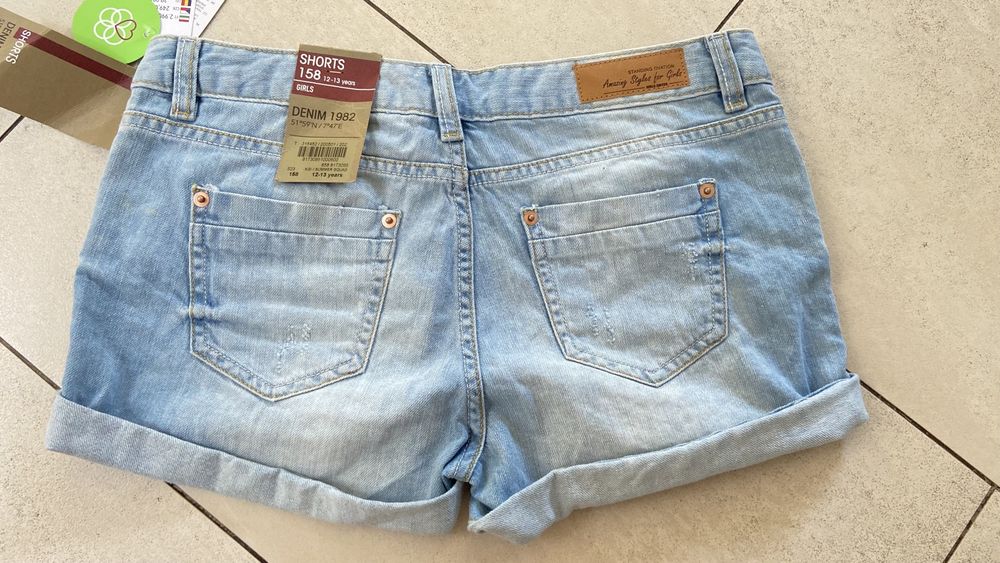 Spodenki jeansowe