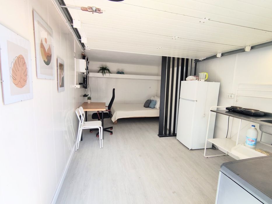 Quarto p/ Solteiro ou Casal São Mamede Infesta REF.Q6)