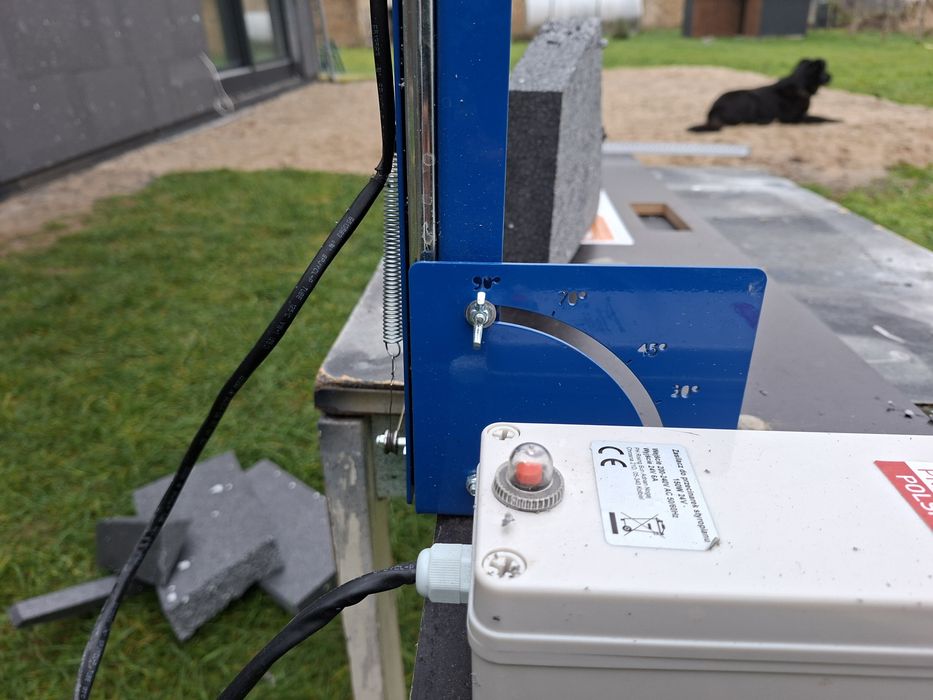 Maszynka gilotyna do ciecia styropianu