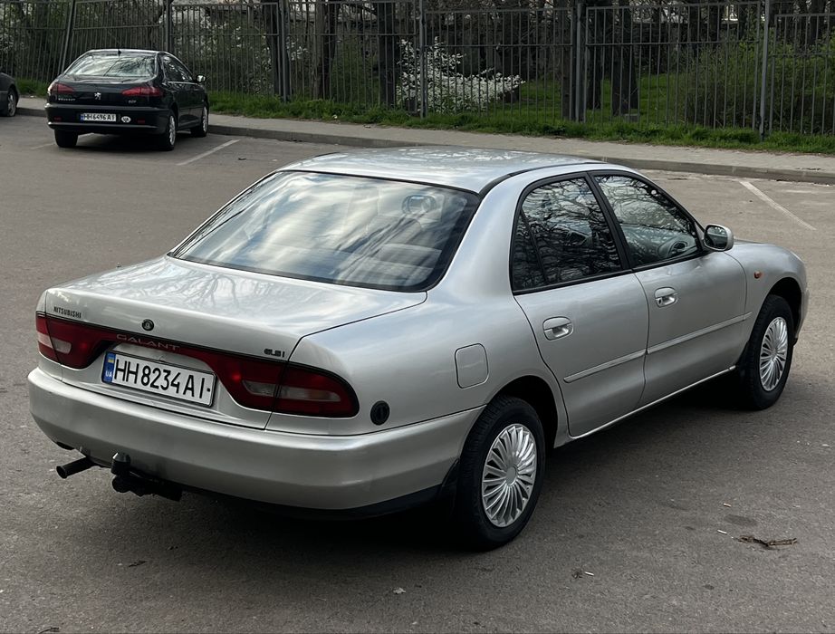 Mitsubishi Galant 7 1993 2.0 бенз на автомате переоформление