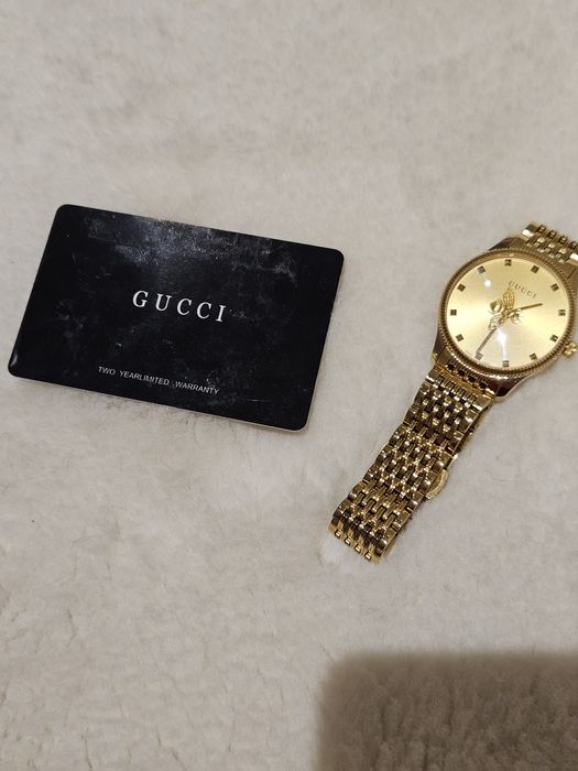 Relógio Gucci dourado