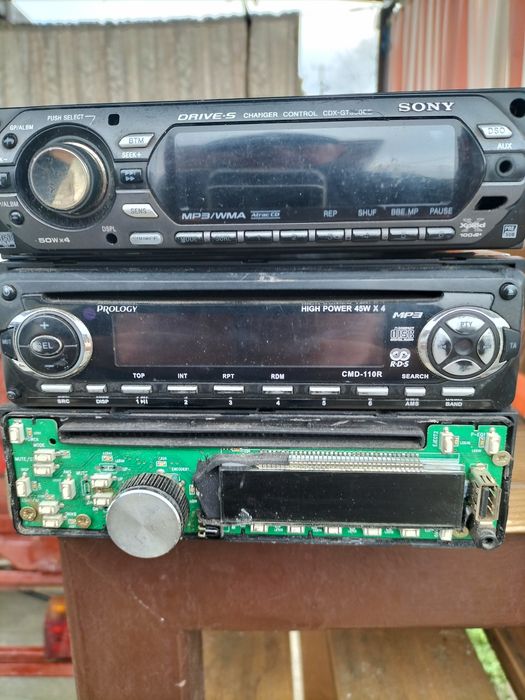 Продам автомагнитолы одним лотом
