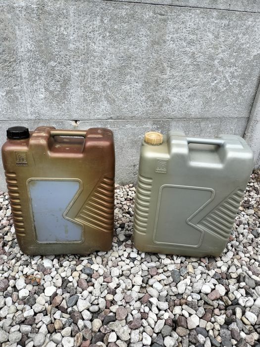 Kanister Karnister plastikowy 20l na paliwo wodę