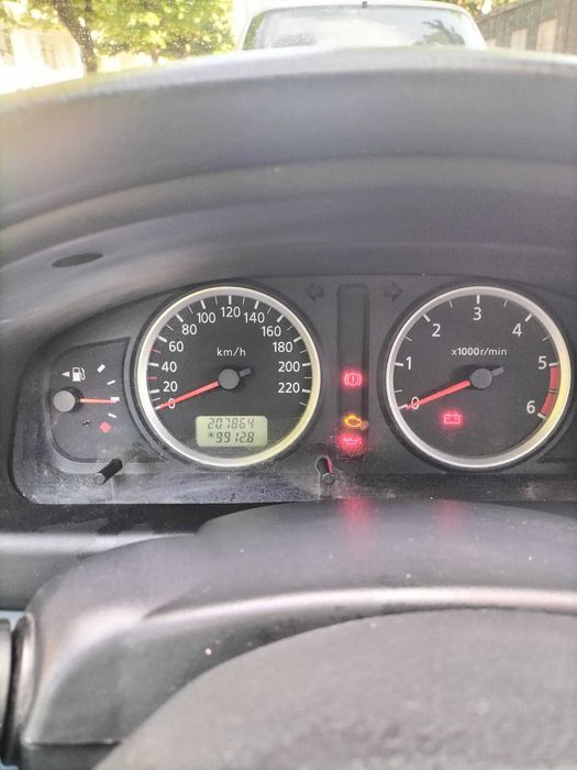 Nissan Almera N16 1.5 dCi 82