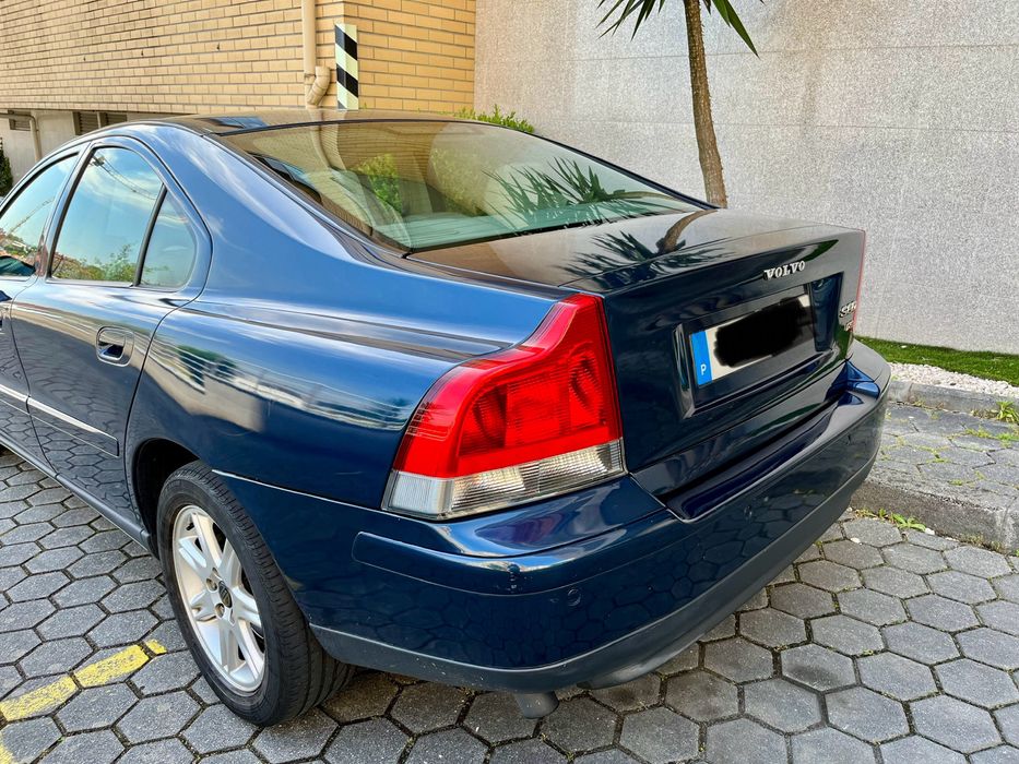 Volvo S60  D5..