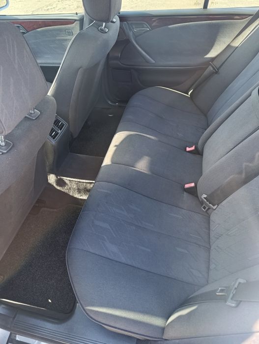 Mercedes Benz w210 2.2cdi 143km