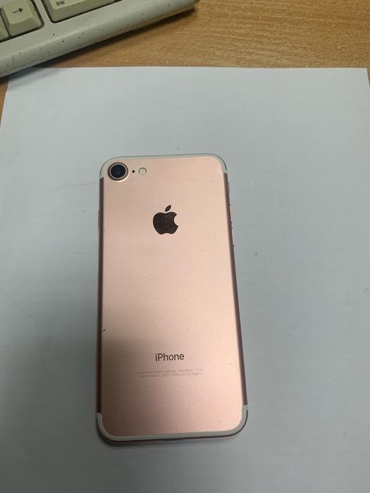 Продам айфон 7 ціна гарна