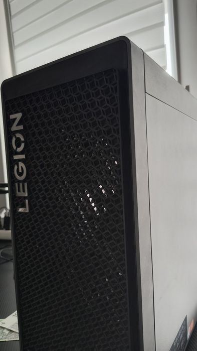 Komputer LENOVO Legion i5-13400F 16GB RAM 1TB SSD GeForce 3060