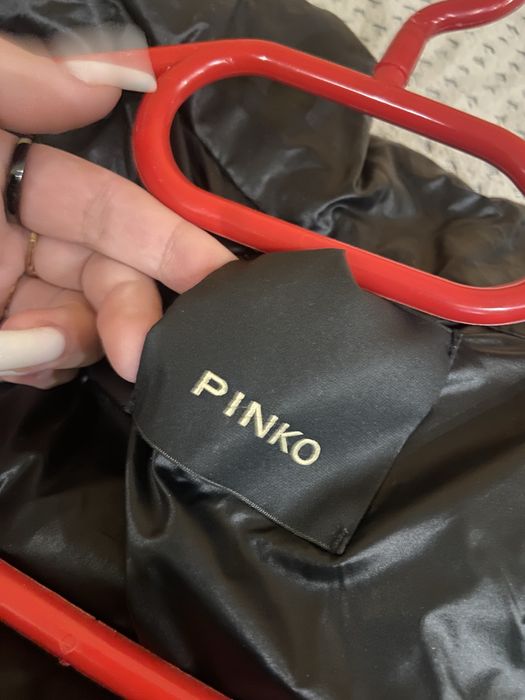 Куртка pinko чорна