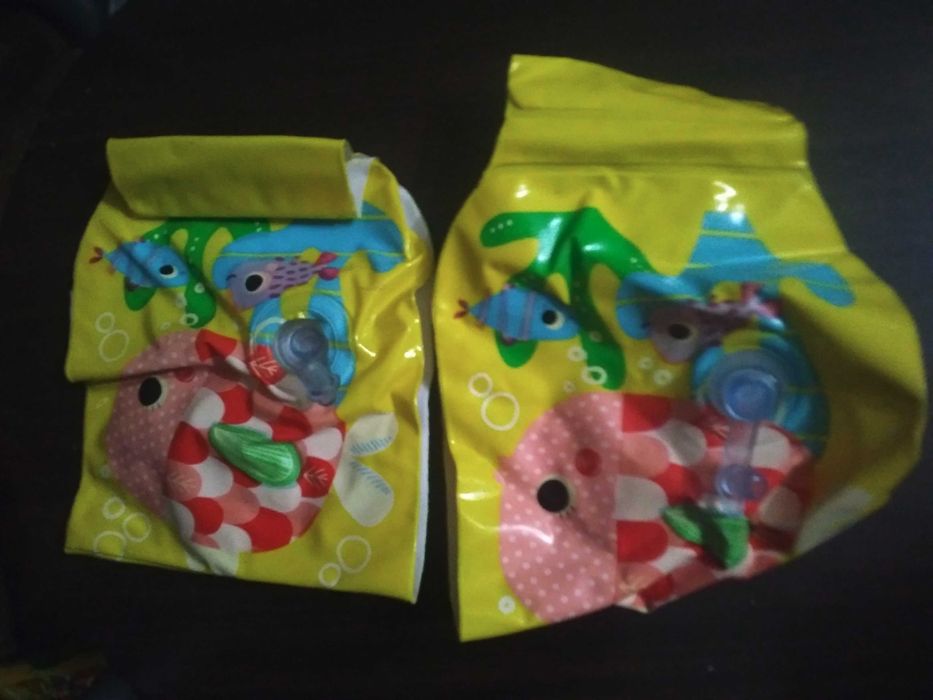 Продам детские нарукавники для плавания с кругом