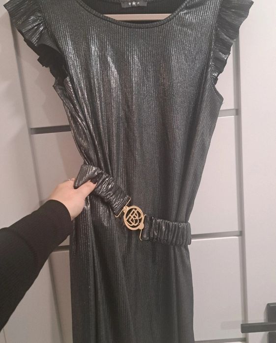 Imprezowa mała srebrna sukienka