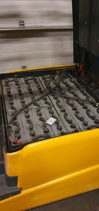 Empilhador Eletrico Jungenrich 3 T