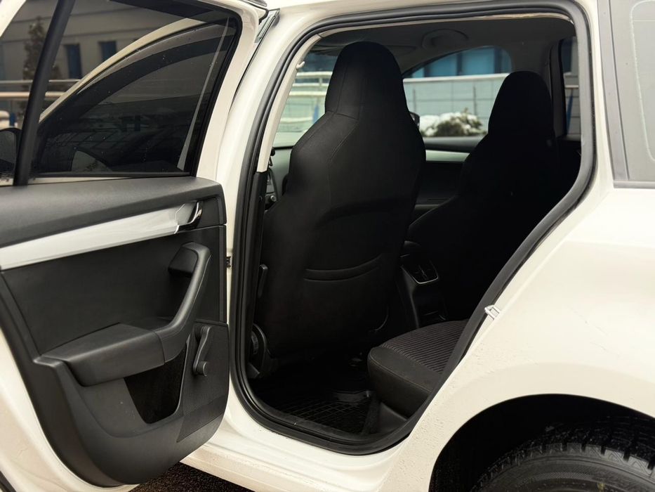 Skoda Octavia Універсал оренда авто з правом викупа , рассрочка авто