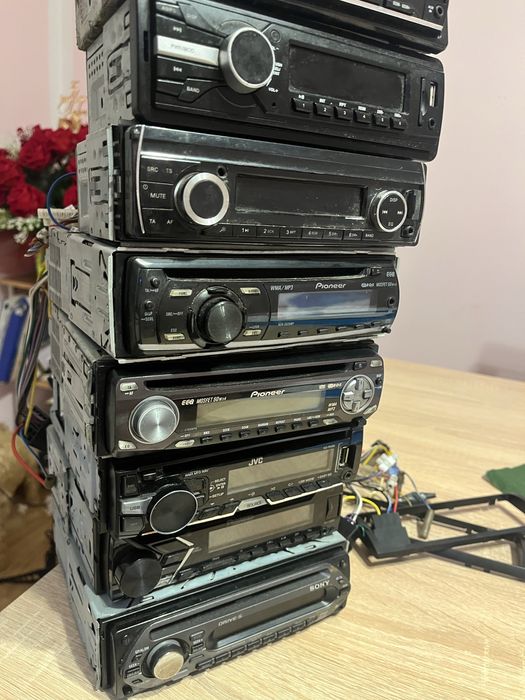 Sprzedam radia samouchodowe USB AUX Bluetooth