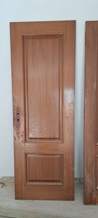 Portas interiores de madeira