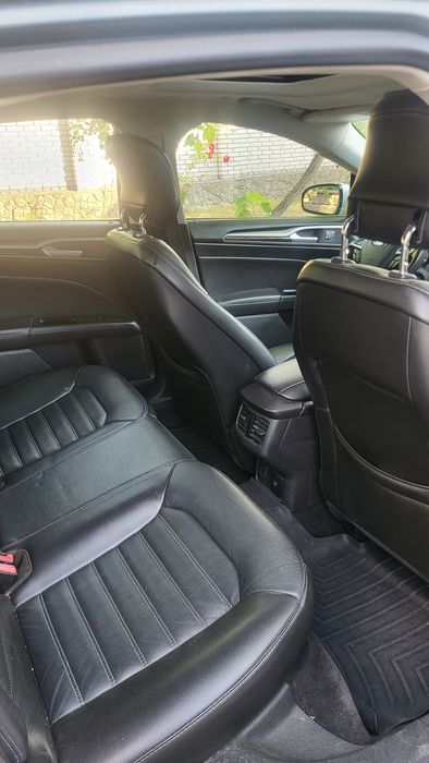 Продам власний Ford Fusion Hybrid SE