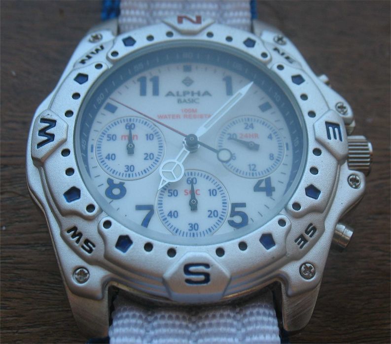 Relógio Estilo Diver - Alpha - Basic - Cronógrafo - Branco (Movimento Seiko)