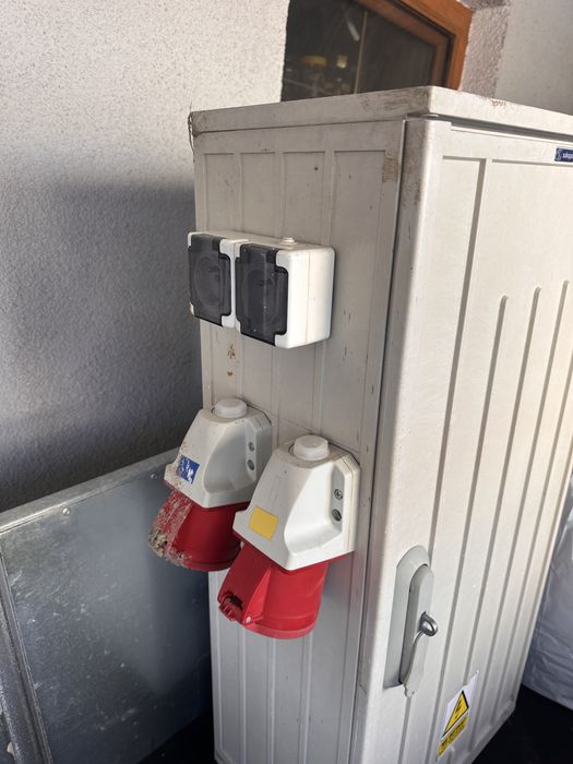 Rozdzielnica elektryczna budowlana - z licznikiem