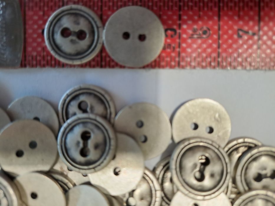 Guziczki metalowe, 100 szt