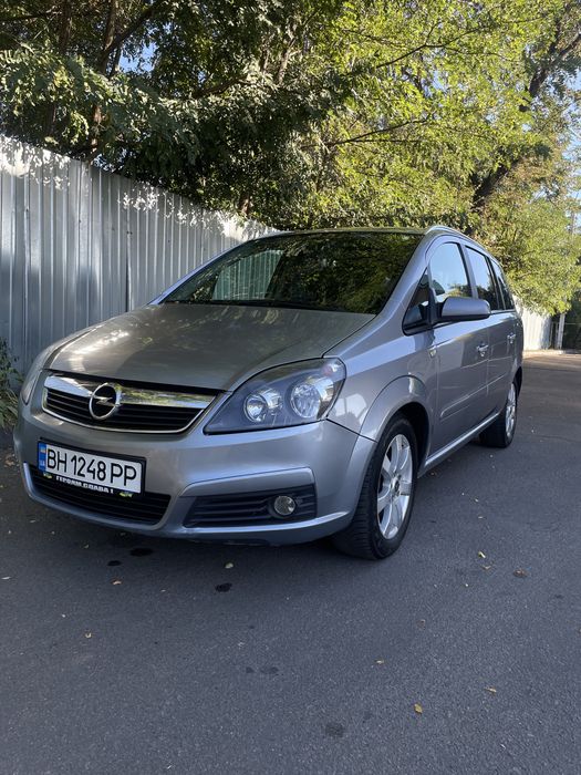 Opel zafira 1.9 cdti