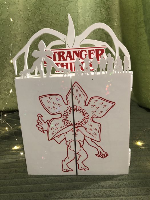 Підставка дивні дива для кіндерів