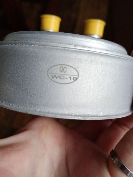 Chłodnica do oleju z uszczelką