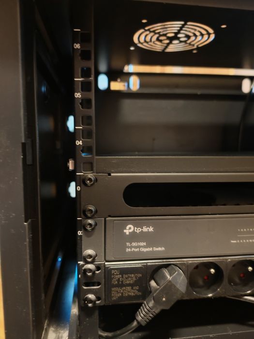 Switch tp link 1024