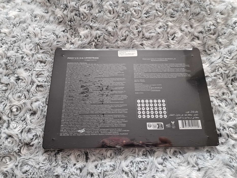 Paleta cieni do powiek Lovestruck 35 Shade Palette Profusion