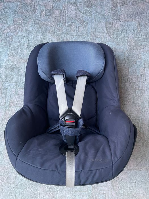 Fotelik MAXI COSI Pearl z bazą FamilyFix 9-18kg ISOFIX
