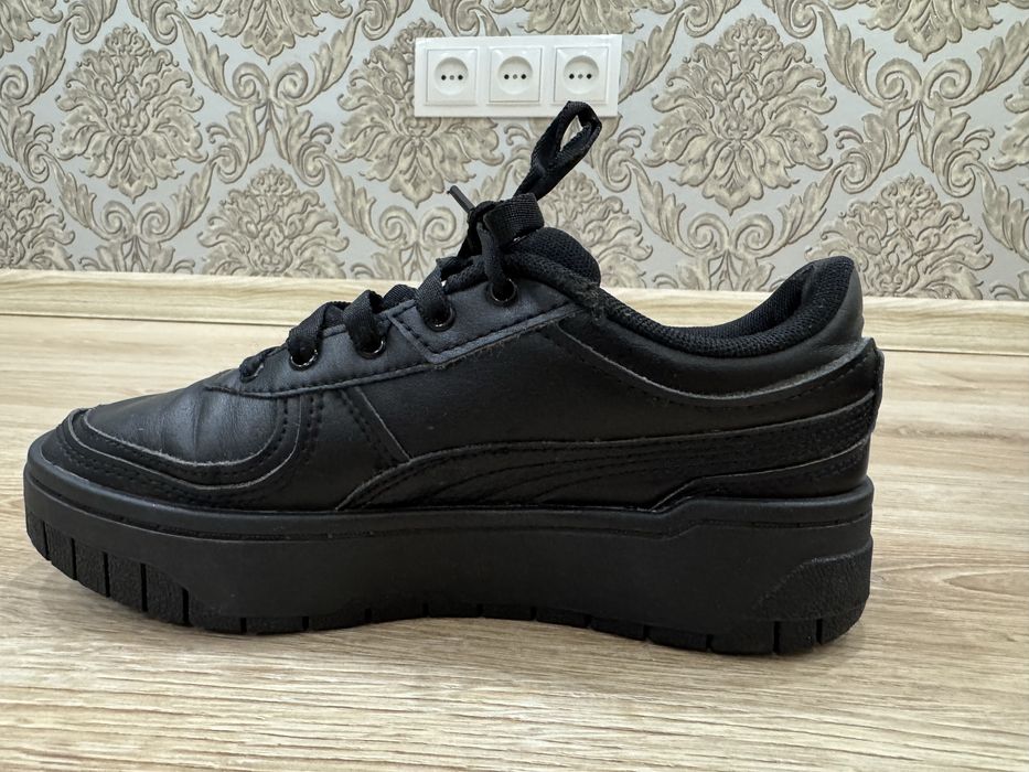Оригінальні жіночі кросівки Puma Cali Dream Leather