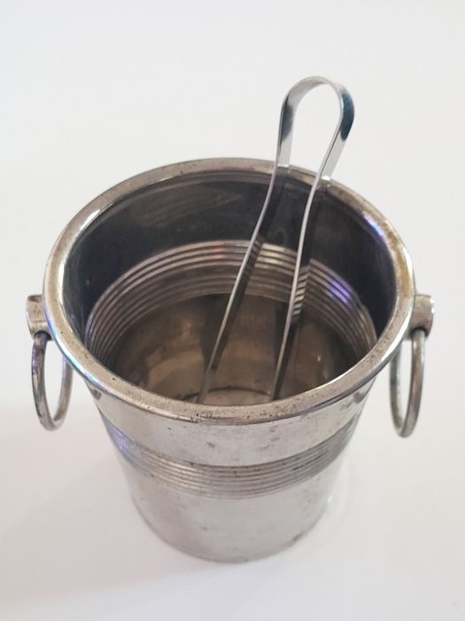 Balde de gelo antigo