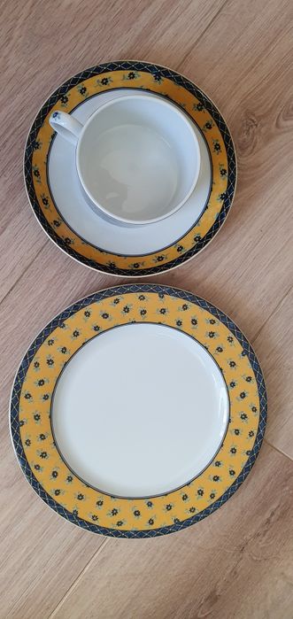 Filiżanka ze spodkiem i talerzyk