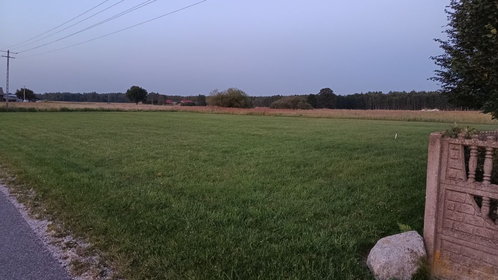 Działka duża wypoczynkowa.