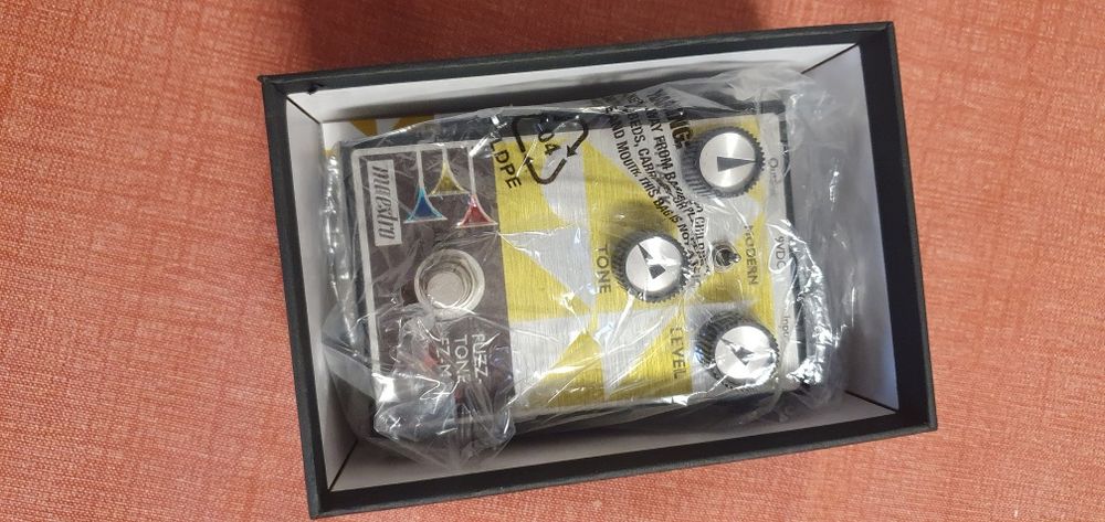 MAESTRO  FUZZ-TONE  FZ-M (Pedal Guitarra)