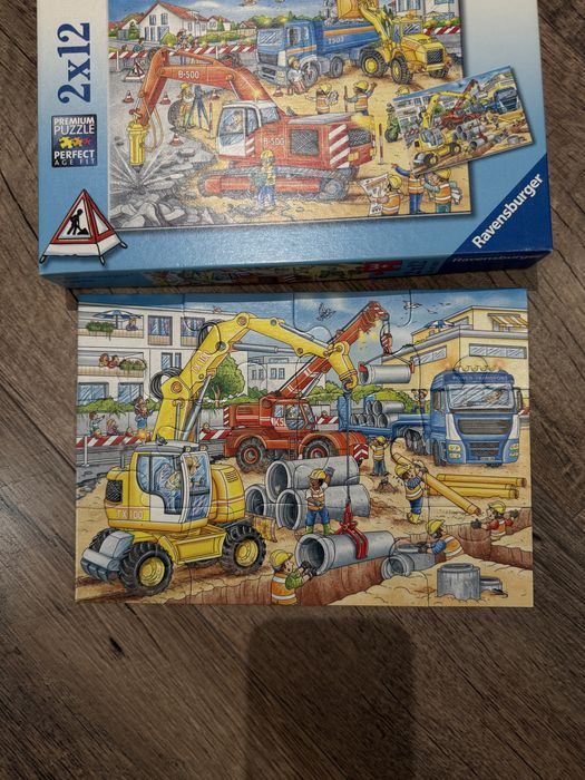 Продам 2 набори пазлів