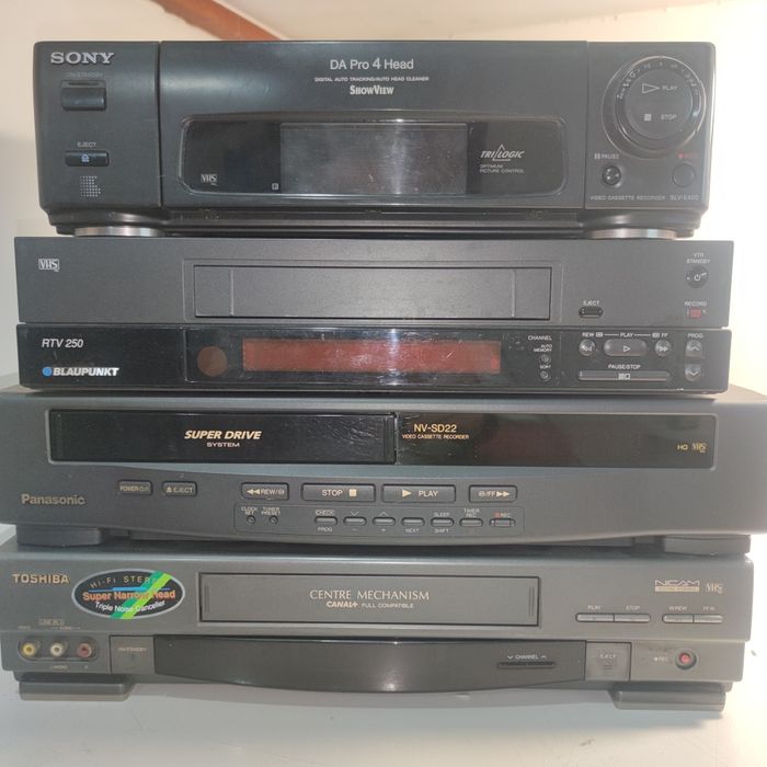 Grande Lote de leitores VHS com avaria - Para arranjar ou Peças - Ref Lote 1