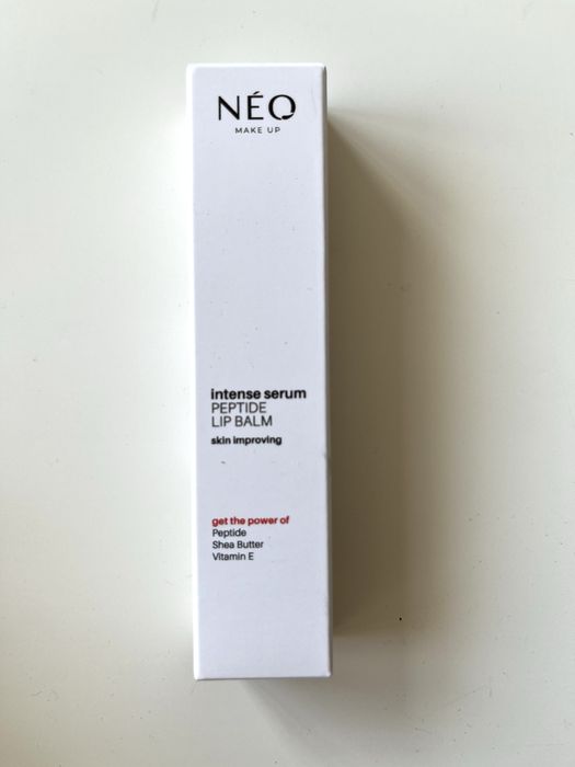 Neo Make Up Intense Serum Peptydowy balsam do ust, 01 Perfect Berry