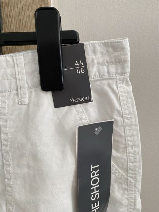 Szorty biale damskie z bawełny