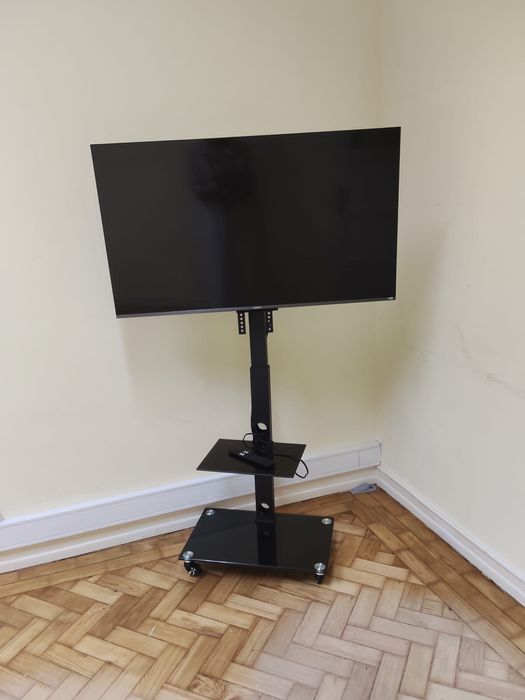 TV Xiaomi 43 polegadas + Base