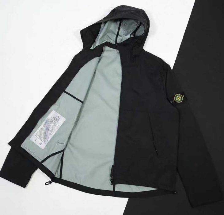 Kurtka z kapturem marki Stone Island/M
