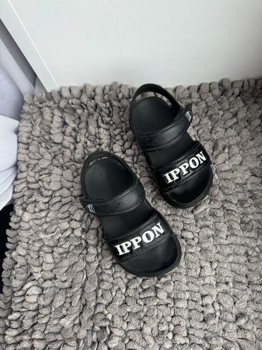 Босоніжки, сандалі 24 розмір