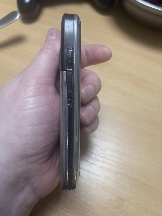 Nokia E 51 на запчастини