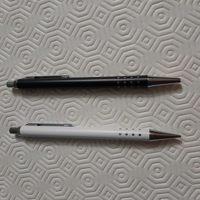 Conjunto de caneta e lapiseira com caixa