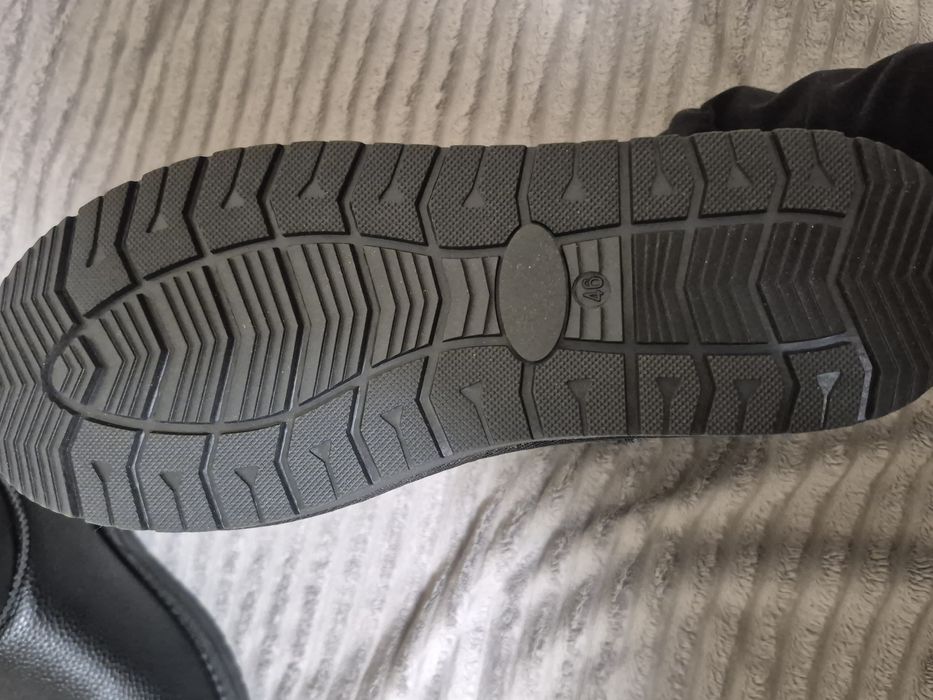 Теплі чоловічі угги 46 розмір